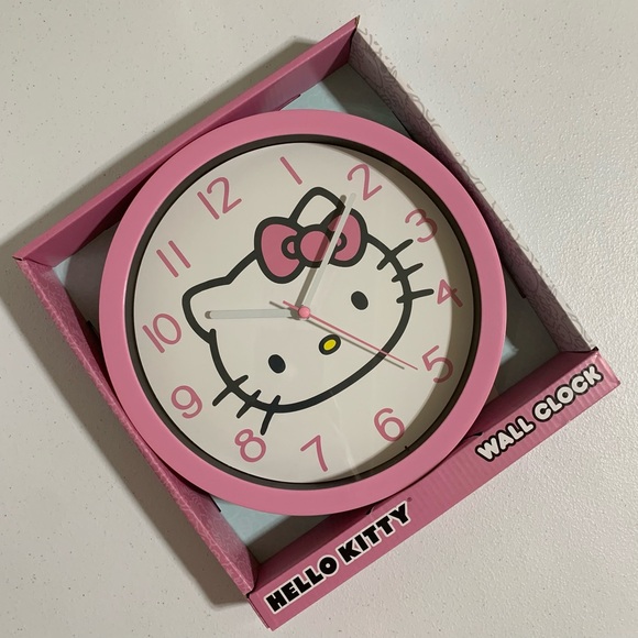 Hello Kitty by Sanrio Analog Wall Clock-New in Box - Picture 3 of 5